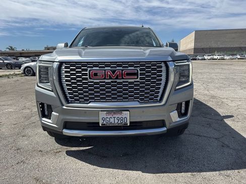 Used 2023 GMC Yukon Denali w/ Denali Reserve Package image 8