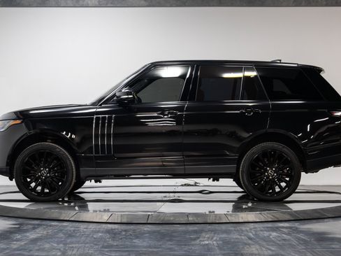 Used 2022 Land Rover Range Rover Autobiography image 25