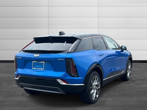 New 2026 Cadillac Optiq Luxury 1 RWD image 5
