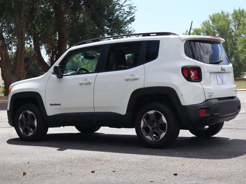 Used 2016 Jeep Renegade Sport AWD/4WD image 7