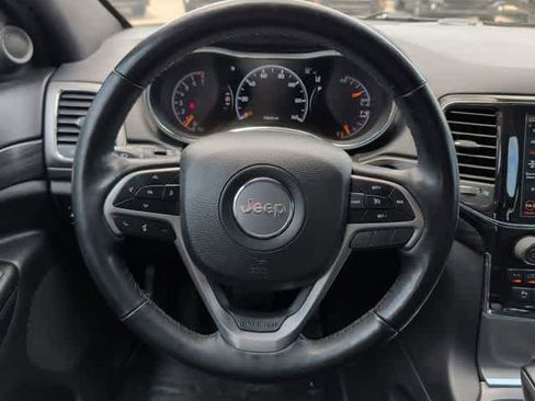 Used 2021 Jeep Grand Cherokee Laredo X RWD image 21