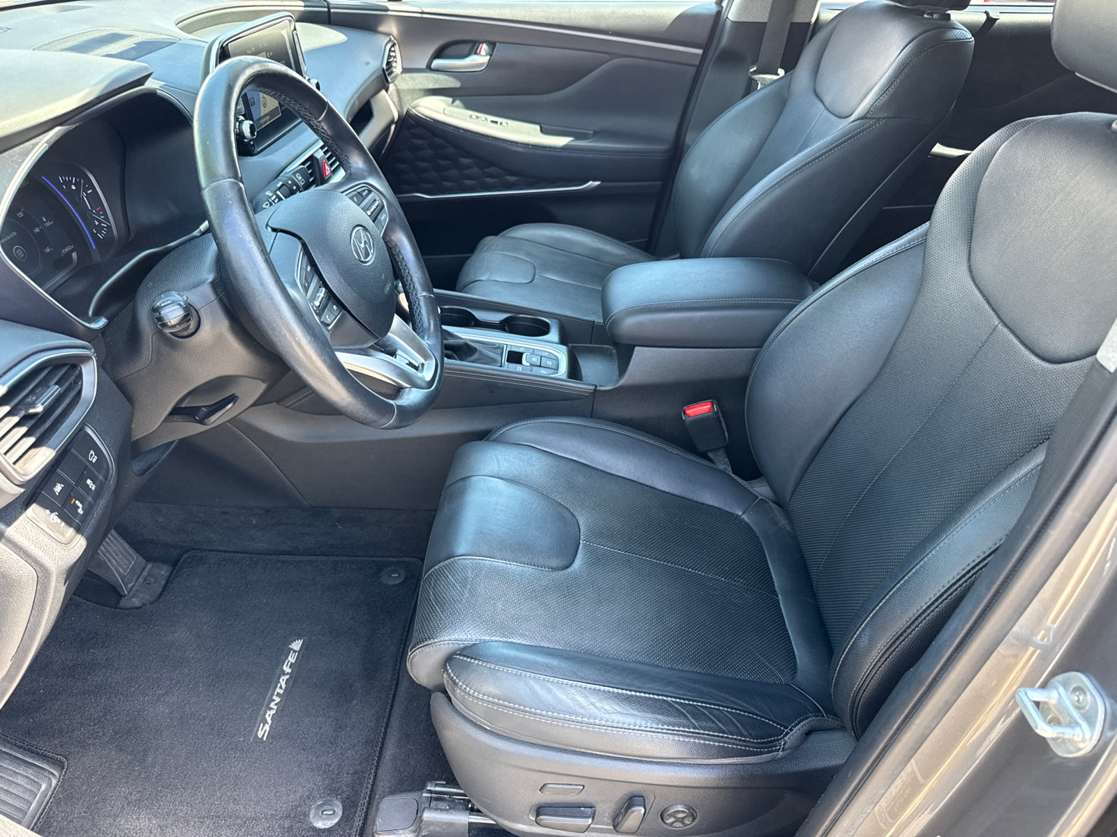 Used 2019 Hyundai Santa Fe FWD image 14