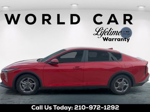 Certified 2025 Kia K4 LXS w/ Smart Key, Smart Cruise image 6