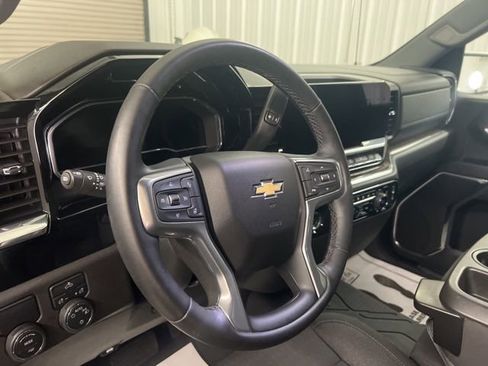 Used 2023 Chevrolet Silverado 1500 LT w/ Protection Package image 12