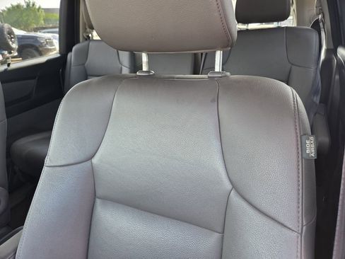 Used 2016 Honda Odyssey Touring image 16
