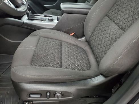 Used 2021 Chevrolet Blazer LT image 13