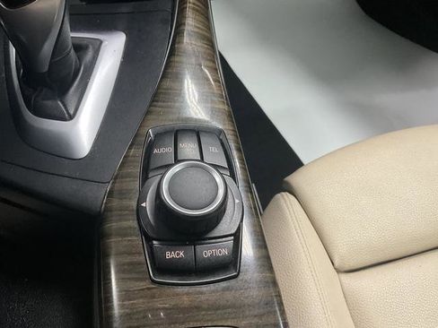 Used 2017 BMW 230i xDrive Convertible image 21