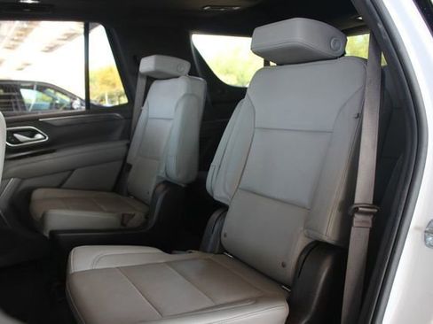 Used 2022 Chevrolet Tahoe Z71 image 28