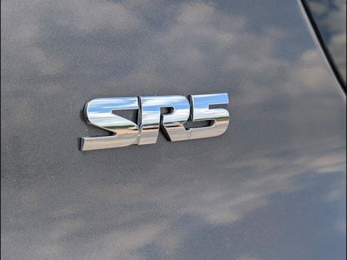 Used 2012 Toyota 4Runner SR5 w/ Premium Pkg w/3rd Row Seat AWD/4WD image 17