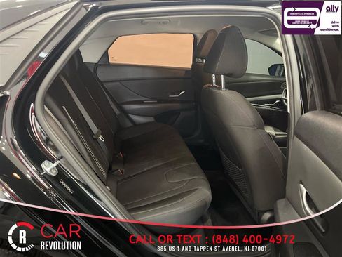 Used 2022 Hyundai Elantra SEL w/ Convenience Package FWD image 39