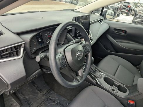 Used 2025 Toyota Corolla LE image 14