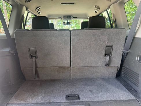 Used 2012 Nissan Pathfinder SV image 10