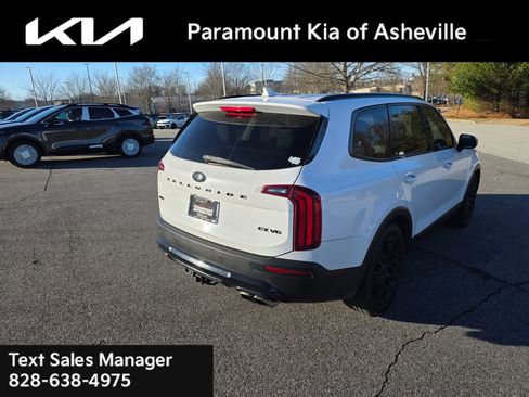 Used 2021 Kia Telluride EX w/ EX Premium Package image 5