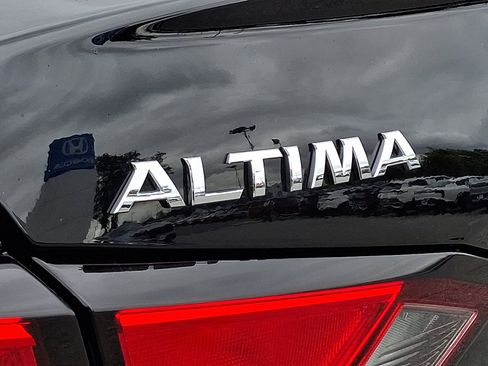 Used 2022 Nissan Altima 2.5 SR image 29