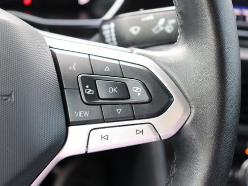 Used 2024 Volkswagen Jetta SE FWD image 28