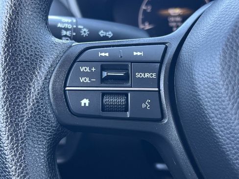Certified 2024 Honda HR-V LX image 9