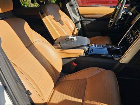 Used 2019 Land Rover Discovery HSE Luxury AWD/4WD image 46