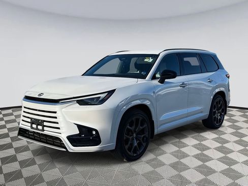 Used 2026 Lexus TX 500h AWD image 5