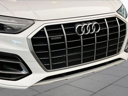 Used 2023 Audi Q5 2.0T Premium w/ Convenience Package AWD/4WD image 32