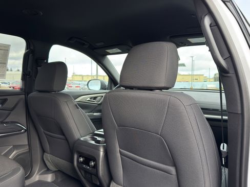 New 2026 Chevrolet Traverse LT w/ Driver Confidence Package image 25