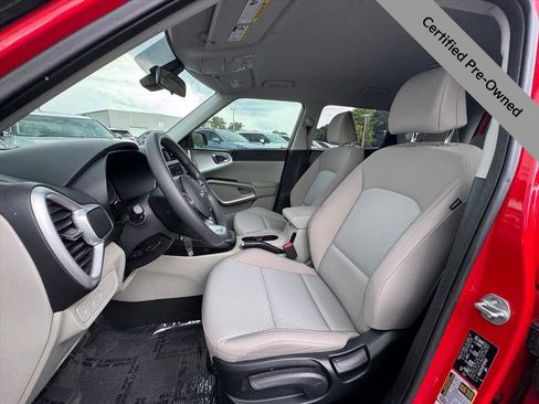 Certified 2023 Kia Soul LX w/ LX Technology Package FWD image 14