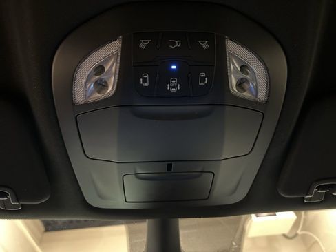 New 2026 Chrysler Pacifica Select FWD image 25
