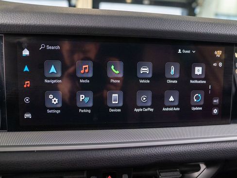 Certified 2025 Porsche Cayenne AWD/4WD image 27