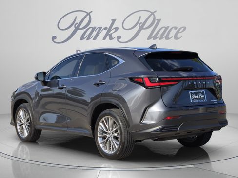 Used 2025 Lexus NX 350 AWD w/ Accessory Package (2T) image 3