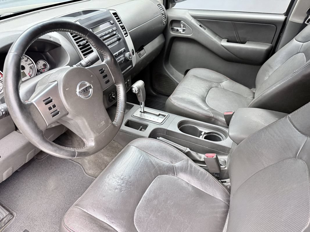 Used 2012 Nissan Frontier PRO-4X w/ Pro-4x Luxury Pkg AWD/4WD image 9