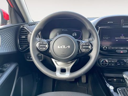 Used 2024 Kia Soul S FWD image 12