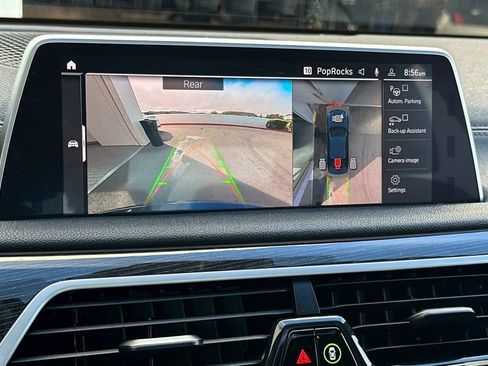 Used 2020 BMW 740i w/ M Sport Package RWD image 22