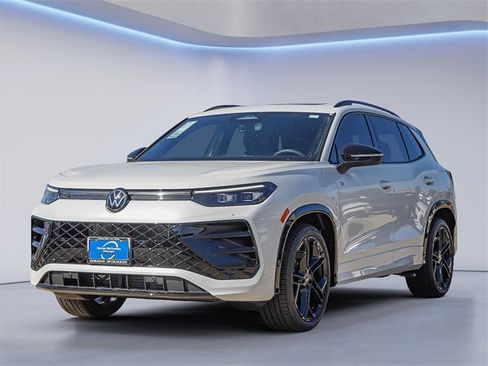 New 2026 Volkswagen Tiguan SE R-Line image 7