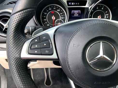 Used 2020 Mercedes-Benz SL 550 image 22