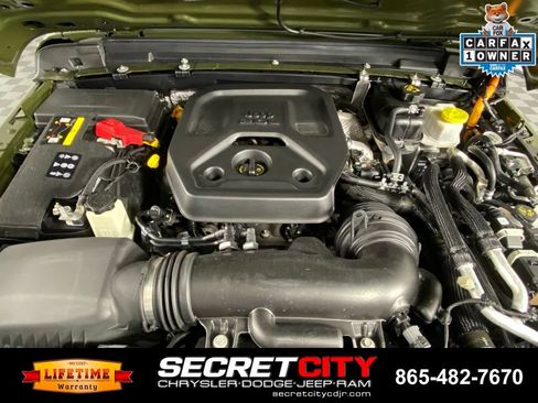 Used 2024 Jeep Wrangler Unlimited AWD/4WD image 33