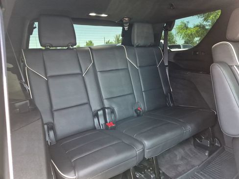 Used 2023 Cadillac Escalade Premium Luxury w/ LPO, Floor Liner Package AWD/4WD image 41