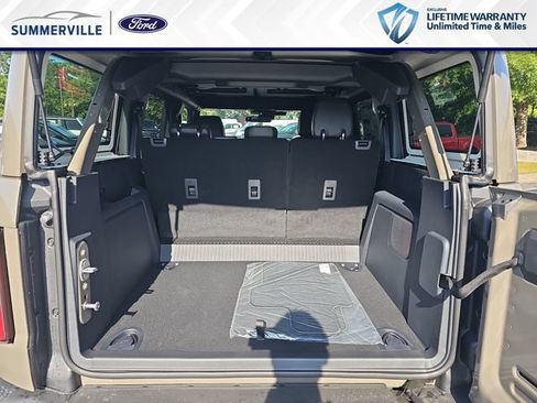 New 2026 Ford Bronco Badlands AWD/4WD image 14