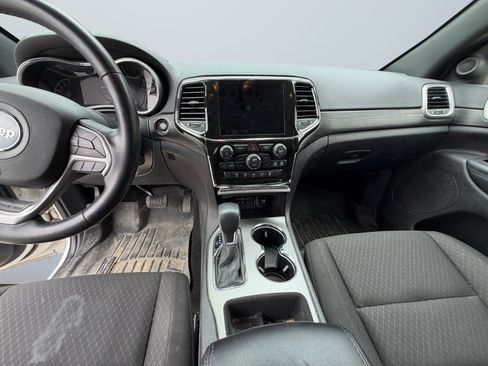 Used 2022 Jeep Grand Cherokee Laredo E w/ Security & Convenience Group AWD/4WD image 12