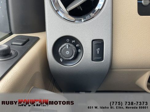 Used 2016 Ford F250 Lariat w/ Lariat Interior Package AWD/4WD image 18