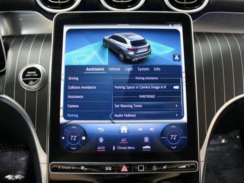 Used 2024 Mercedes-Benz GLC 300 image 30