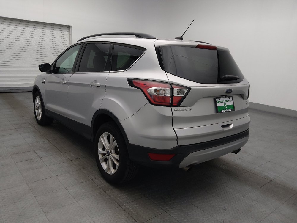 Used 2018 Ford Escape SE FWD image 5