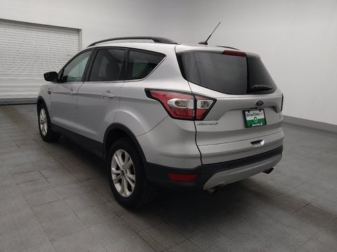 Used 2018 Ford Escape SE FWD image 5