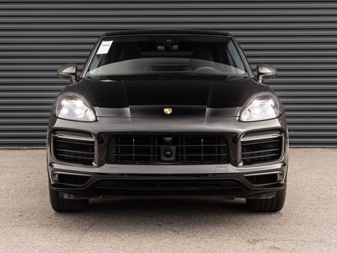 Certified 2022 Porsche Cayenne GTS AWD/4WD image 7