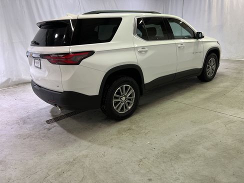Certified 2023 Chevrolet Traverse LT image 11