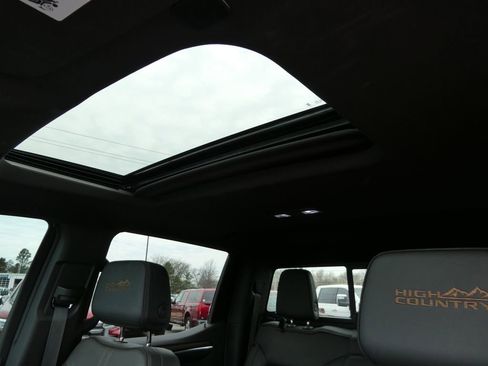 Certified 2024 Chevrolet Silverado 1500 High Country image 28