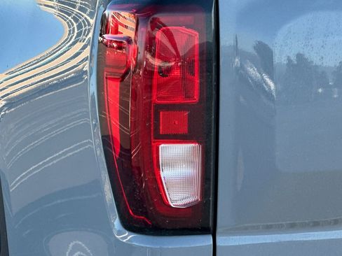 Used 2024 GMC Sierra 1500 Elevation image 48