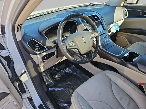 Used 2016 Lincoln MKX Reserve w/ Climate Package image 21