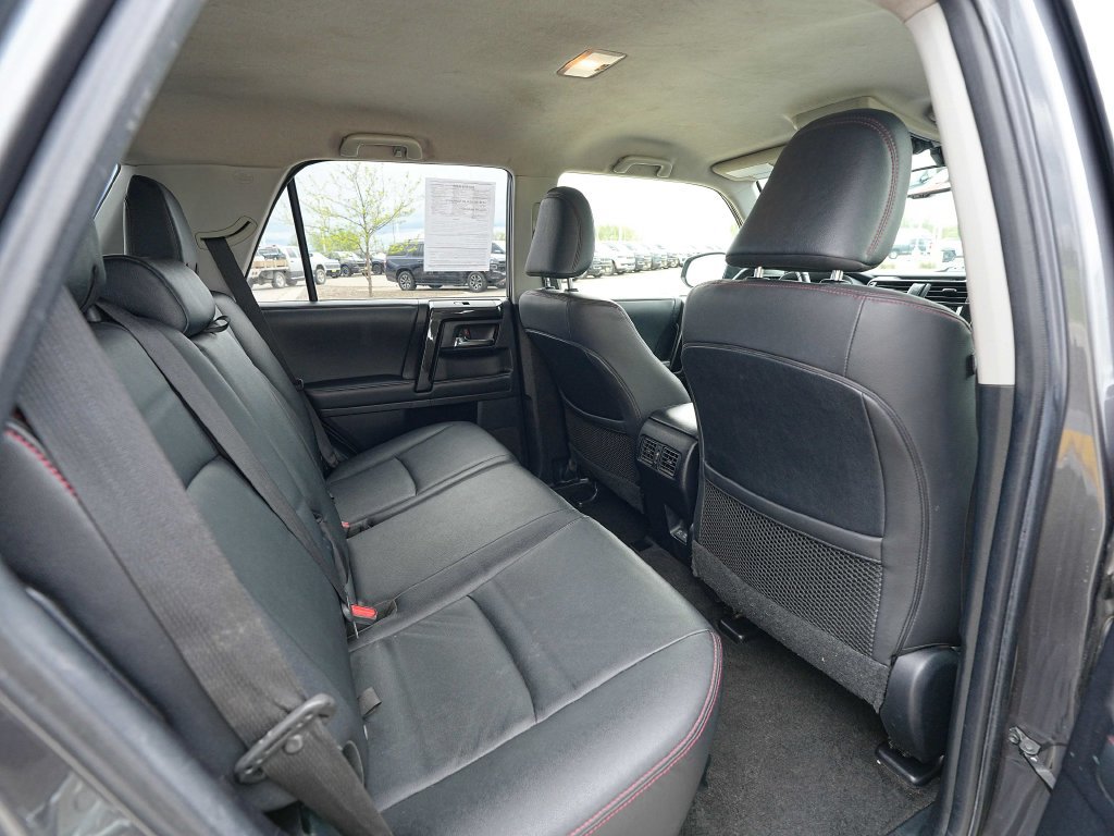 Used 2020 Toyota 4Runner TRD Off-Road Premium AWD/4WD image 25