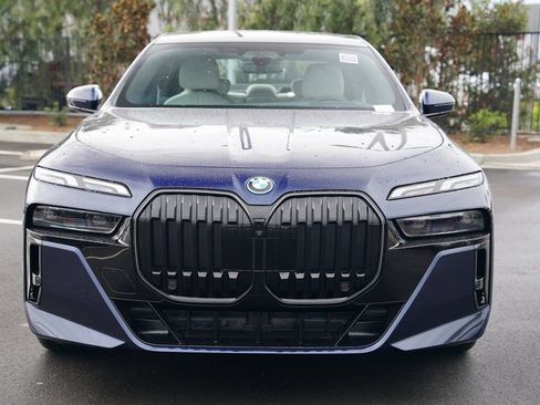 New 2026 BMW 750e xDrive 750e xDrive image 4