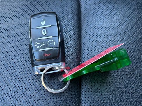 Used 2022 RAM 1500 Laramie image 35