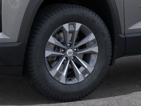 New 2026 Chevrolet Equinox LT w/ Convenience Package II FWD image 9